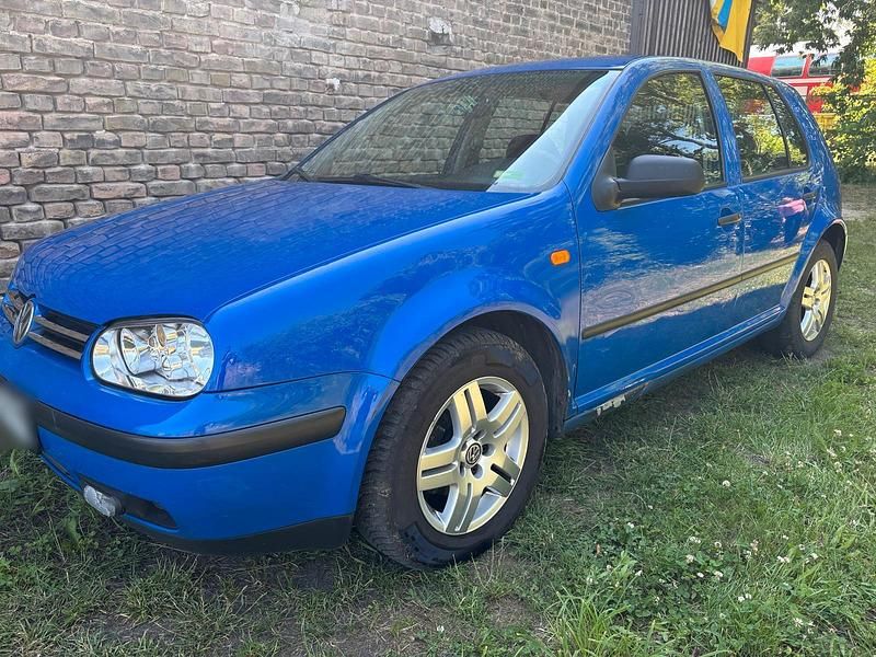 Gebraucht VW Golf IV 75 PS (55 kW) 1998 Blau Kleinwagen