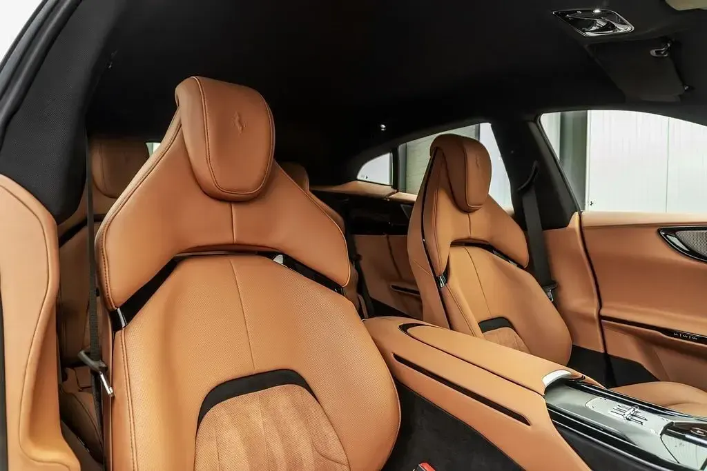 Gebraucht Ferrari Purosangue 725 PS (533 kW) 2025 Blau SUV