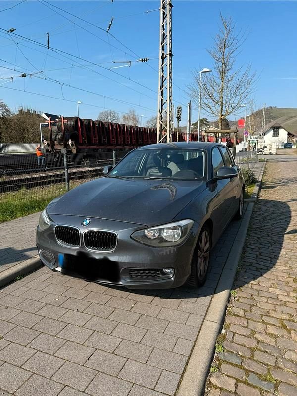 Gebraucht BMW 118 170 PS (125 kW) 2012 Grau Kleinwagen
