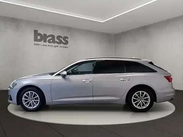 Usado Audi A6 Ambiente 245 HP (180 kW) 2023 Prateado Carrinha