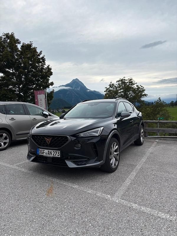 Schwarz Gebraucht 2022 Cupra Formentor SUV | 24.990 € (Guter Preis) - Bild 1/4