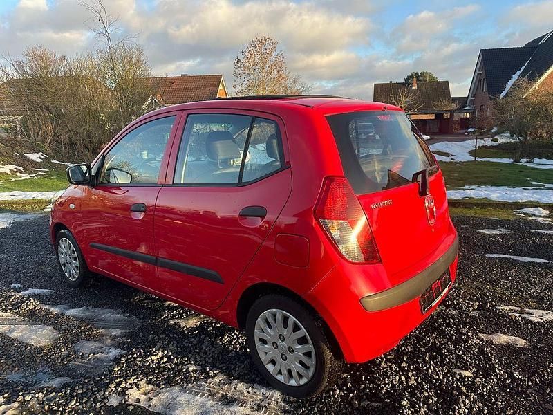 Gebraucht Hyundai i10 Edition 67 PS (49 kW) 2010 Rot Kleinwagen