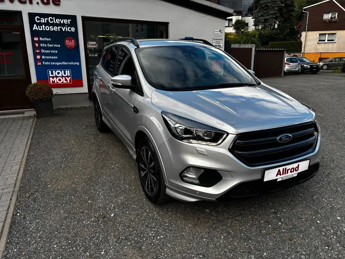 Gebraucht Ford Kuga ST-Line 182 PS (133 kW) 2017 Silber SUV