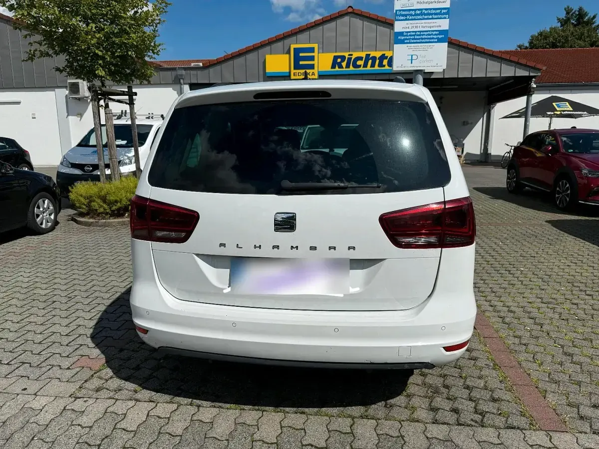 Gebraucht Seat Alhambra 150 PS (110 kW) 2019 Weiß Van / Kleinbus