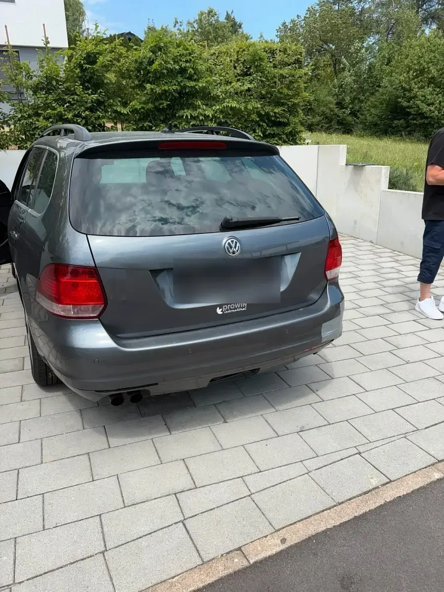 Gebraucht VW Golf VII Edition 140 PS (102 kW) 2012 Grau Kombi