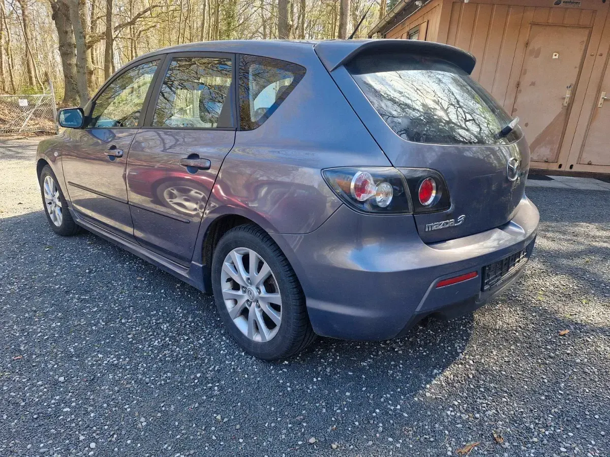 Gebraucht Mazda 3 Active 105 PS (77 kW) 2006 Grau Kleinwagen