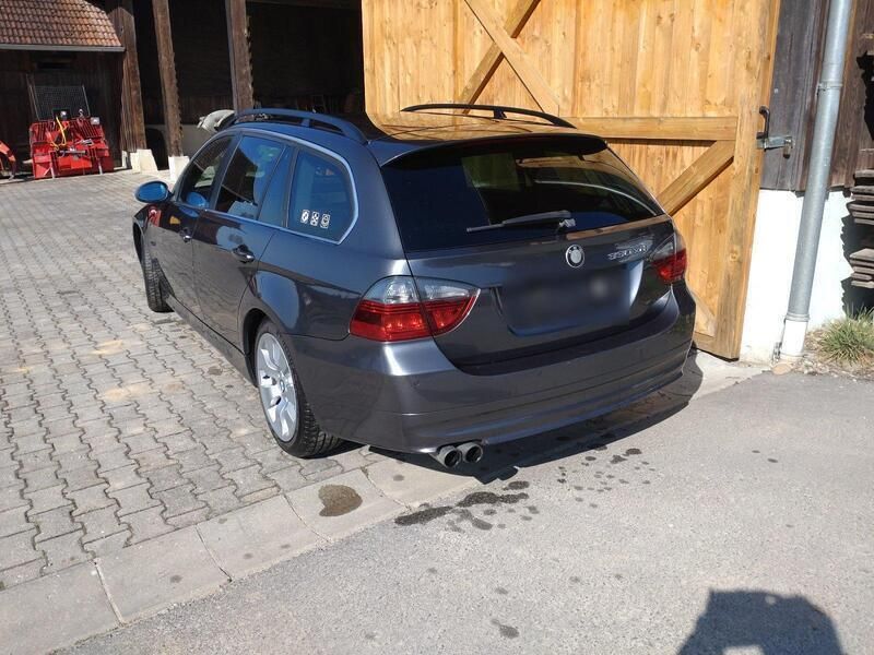 Andere außenfarben Gebraucht 2007 BMW 330 Shadowline Kombi | 4.000 € (Guter Preis) - Bild 1/4