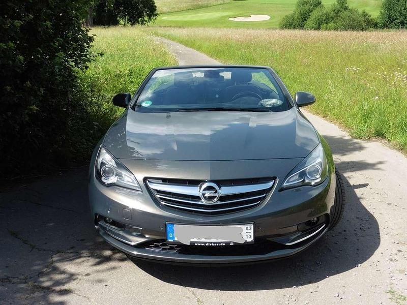 Gebraucht Opel Cascada Innovation 120 PS (88 kW) 2013 Braun Cabrio