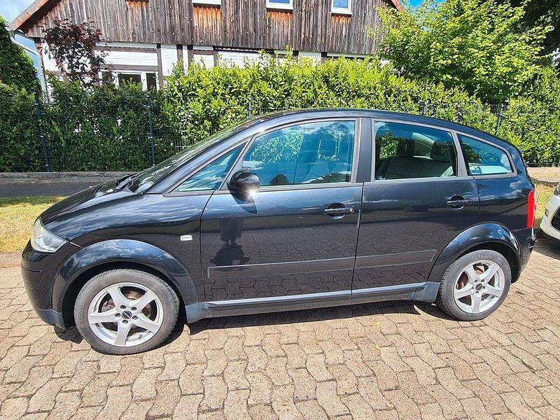 Gebraucht Audi A2 75 PS (55 kW) 2002 Schwarz Kleinwagen
