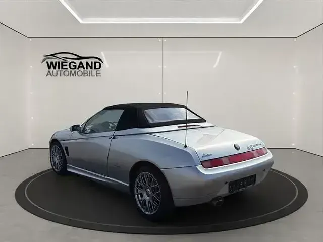Gebraucht Alfa Romeo Spider 218 PS (160 kW) 2002 Grau Cabrio