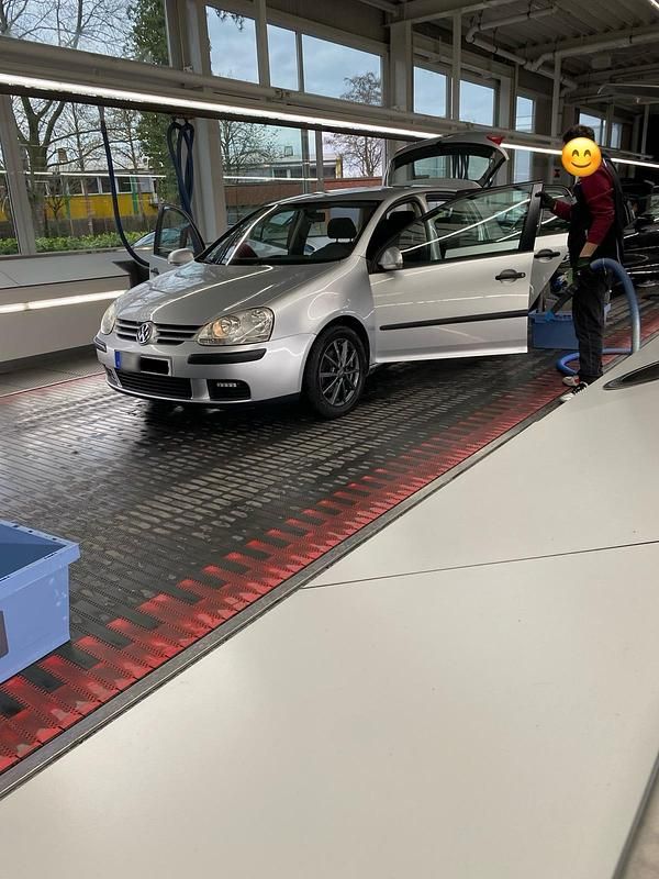 Gebraucht VW Golf IV 75 PS (55 kW) 2004 Silber Kleinwagen