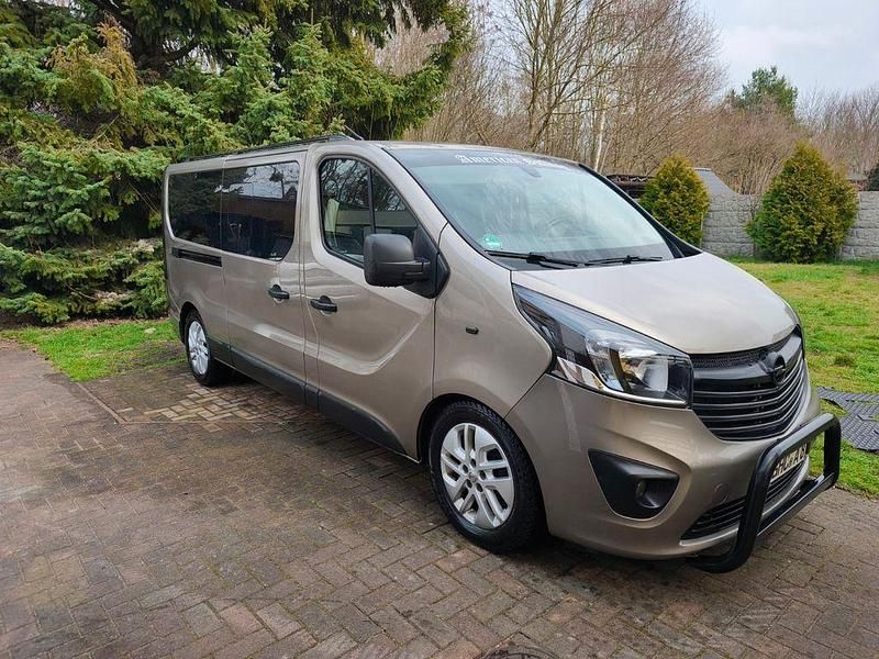 Gebraucht Opel Vivaro 144 PS (105 kW) 2017 Van / Kleinbus