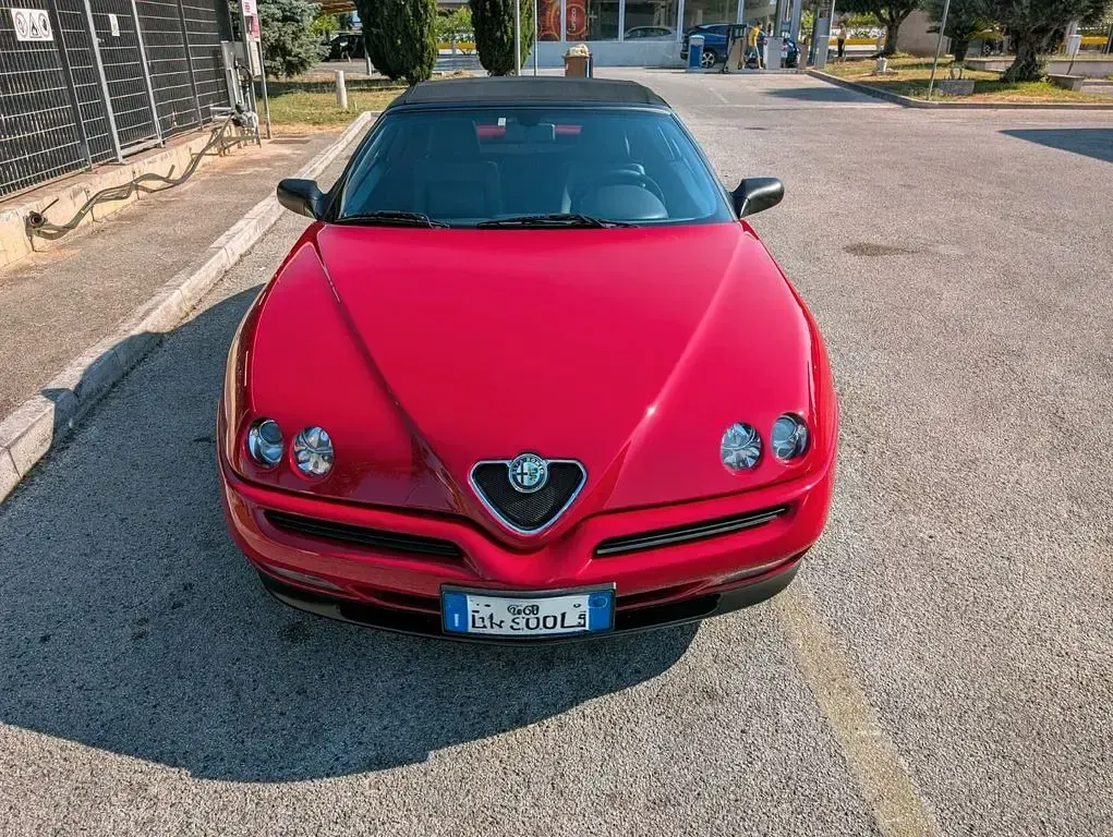 Gebraucht Alfa Romeo Spider 192 PS (141 kW) 1996 Rot Cabrio