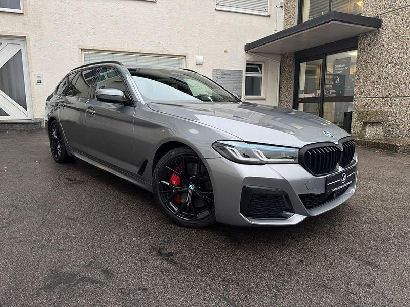 Gebraucht BMW 540 M Sport 340 PS (250 kW) 2022 Skyscraper grau Kombi