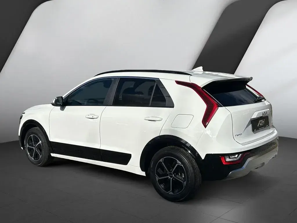 Neu Kia Niro Style 129 PS (94 kW) 2026 Schneeweiss SUV