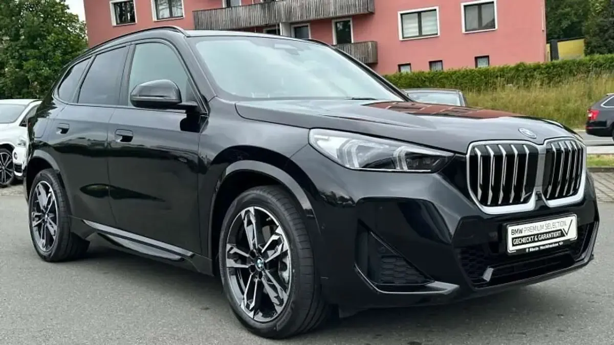 Gebraucht BMW X1 M Sport 326 PS (239 kW) 2026 Schwarz SUV