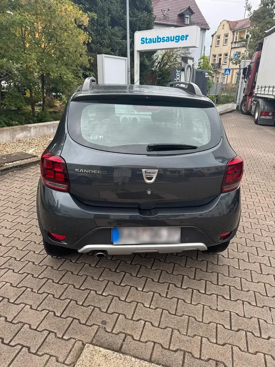 Gebraucht Dacia Sandero Stepway 90 PS (66 kW) 2017 Grau Kleinwagen