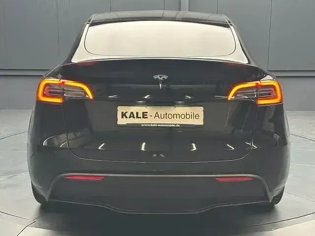 Gebraucht Tesla Model Y Performance 392 kW (534 PS) 2022 Schwarz metallic SUV