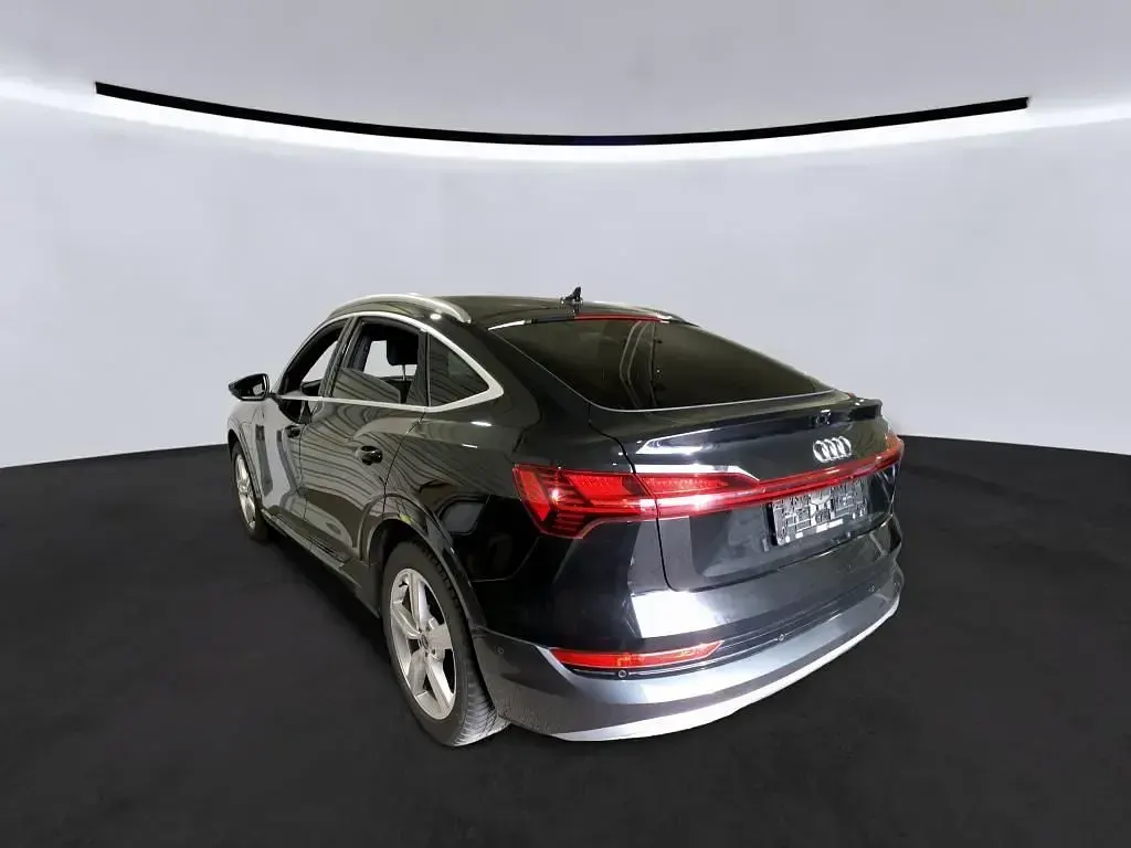 Gebraucht Audi e-tron Sportback Advanced Plus 300 kW (408 PS) 2023 Mythosschwarz metallic SUV