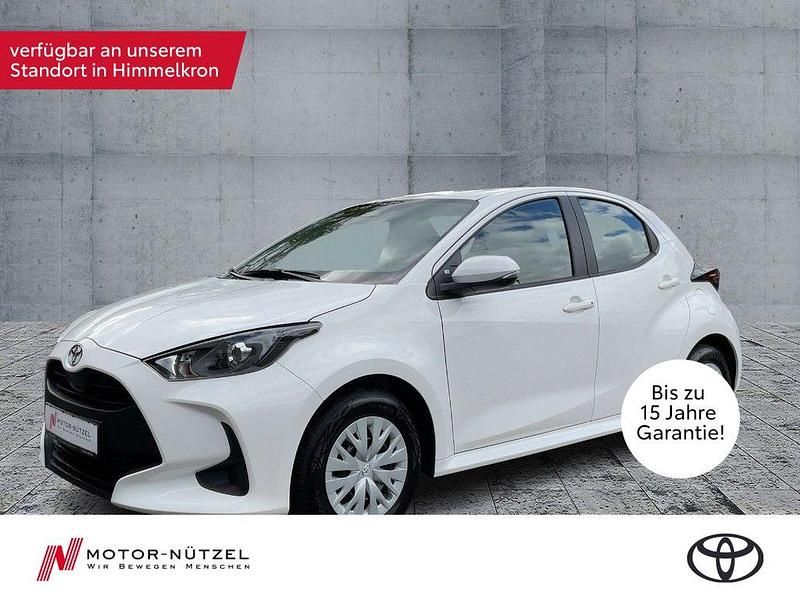 Weiß Neu 2025 Toyota Yaris Hybrid Business Edition Limousine | 23.990 € (Guter Preis) - Bild 1/4