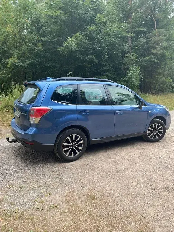 Gebraucht Subaru Forester Active 150 PS (110 kW) 2017 Blau SUV