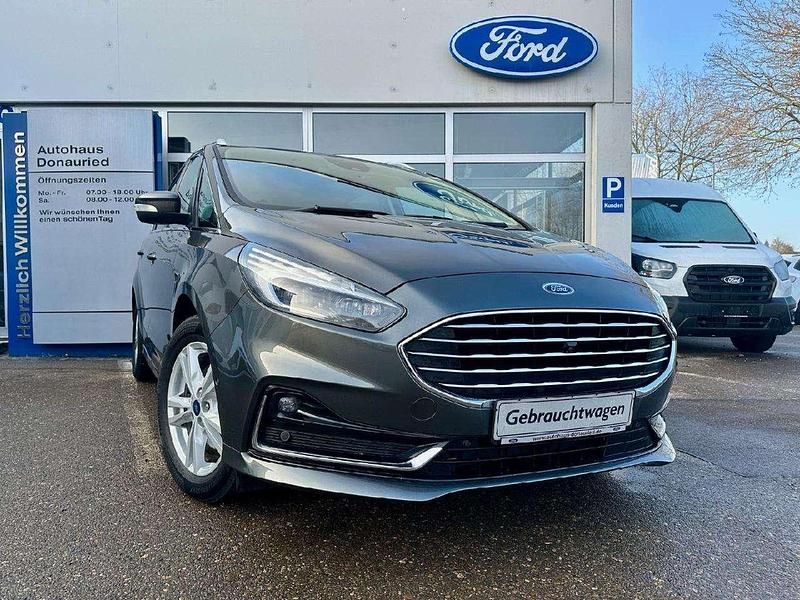 Magneticgrau (metallic) Gebraucht 2020 Ford S-MAX Titanium Van / Kleinbus | 24.990 € (Fairer Preis) - Bild 1/4