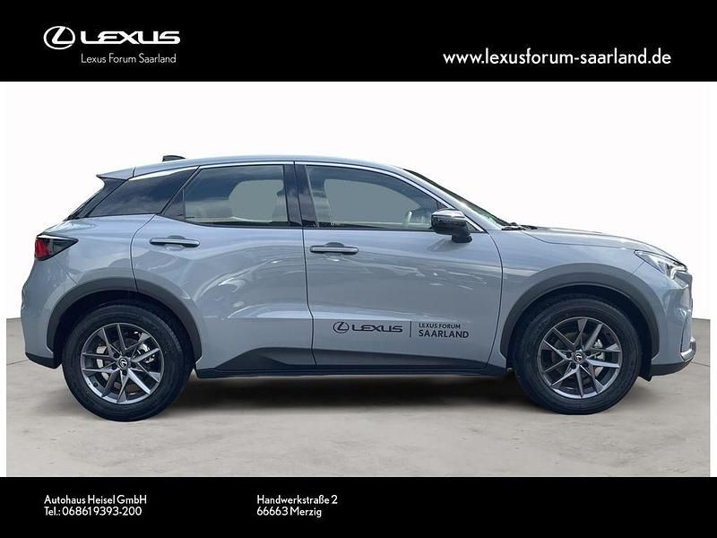 Gebraucht Lexus LBX 136 PS (100 kW) 2025 Grau SUV