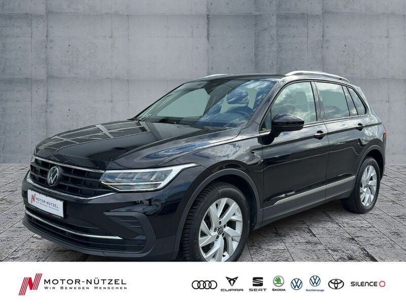 Deep black perleffekt Gebraucht 2023 VW Tiguan Life SUV | 27.790 € (Guter Preis) - Bild 1/4