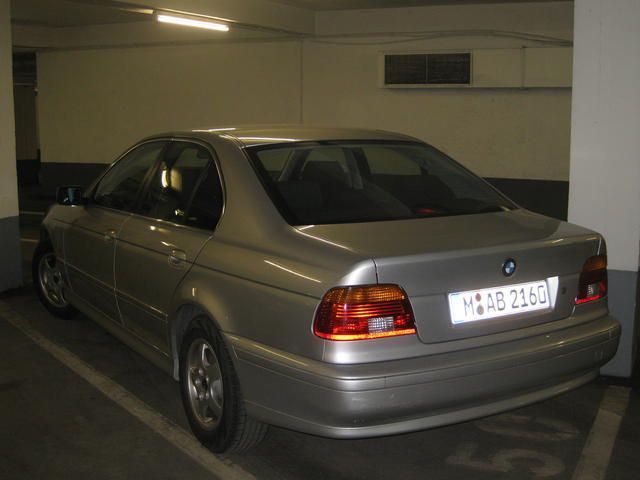 Gebraucht BMW 520 170 PS (125 kW) 2002 Silber Limousine