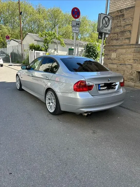 Używany BMW 325 Performance 218 KM (160 kW) 2005 Srebrny Sedan/Limuzyna