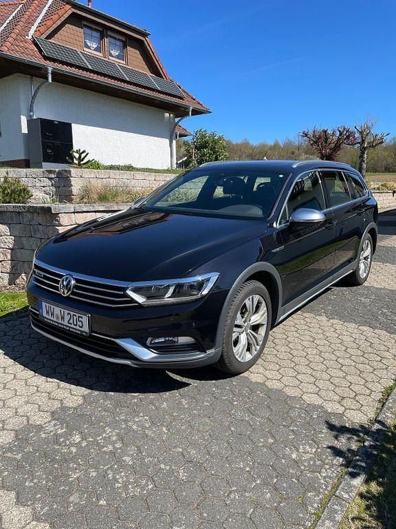 Gebraucht VW Passat Alltrack 190 PS (139 kW) 2019 Schwarz Kombi