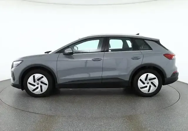 Gebraucht Audi Q4 e-tron Comfort 125 kW (170 PS) 2023 Andere SUV