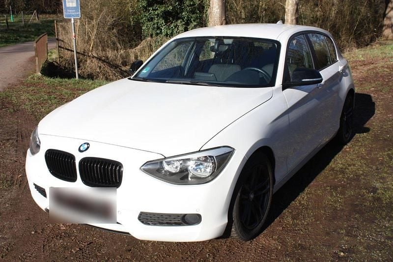 Gebraucht BMW 116 Performance 136 PS (100 kW) 2014 Weiß Kleinwagen