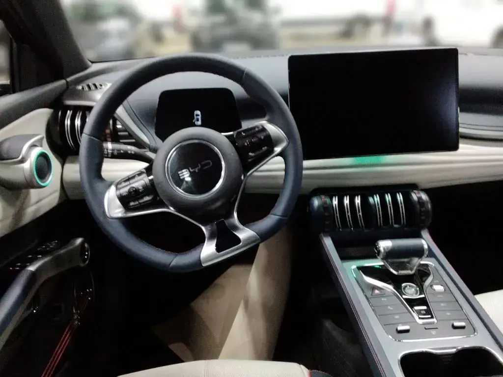 Occasion BYD Atto 3 Design 150 kW (204 ch) 2025 Noir SUV