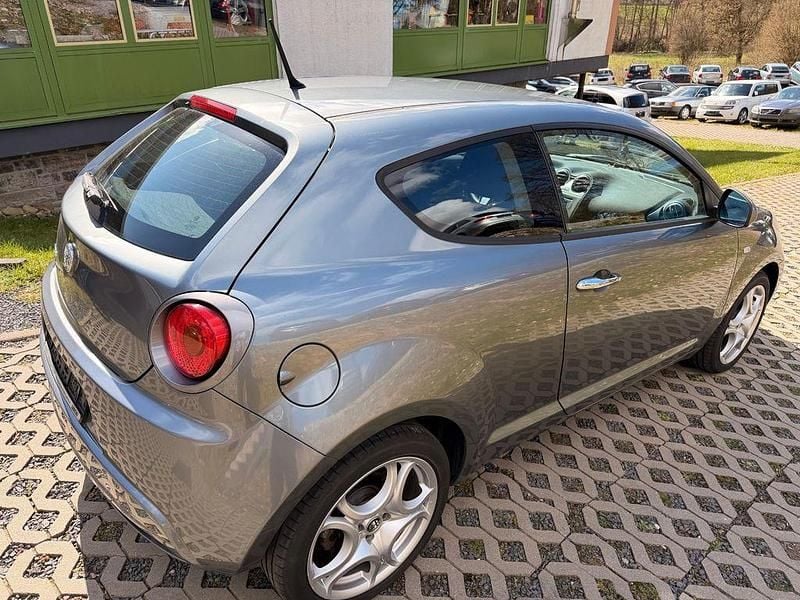 Gebraucht Alfa Romeo MiTo 79 PS (58 kW) 2009 Grau Kleinwagen