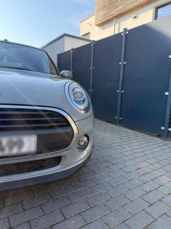 Second-hand Mini ONE 102 CP (75 kW) 2021 Gri Hatchback