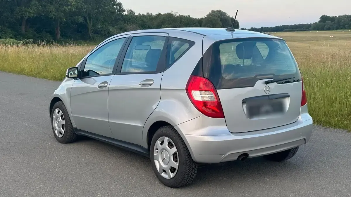 Gebraucht Mercedes A160 Elegance 95 PS (69 kW) 2009 Grau Van / Kleinbus