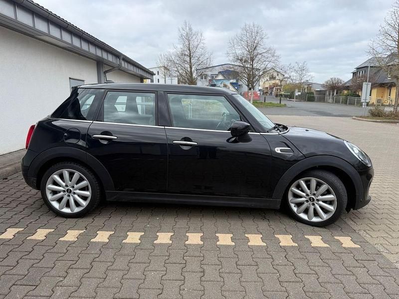 Gebraucht Mini Cooper 136 PS (100 kW) 2020 Schwarz Kleinwagen
