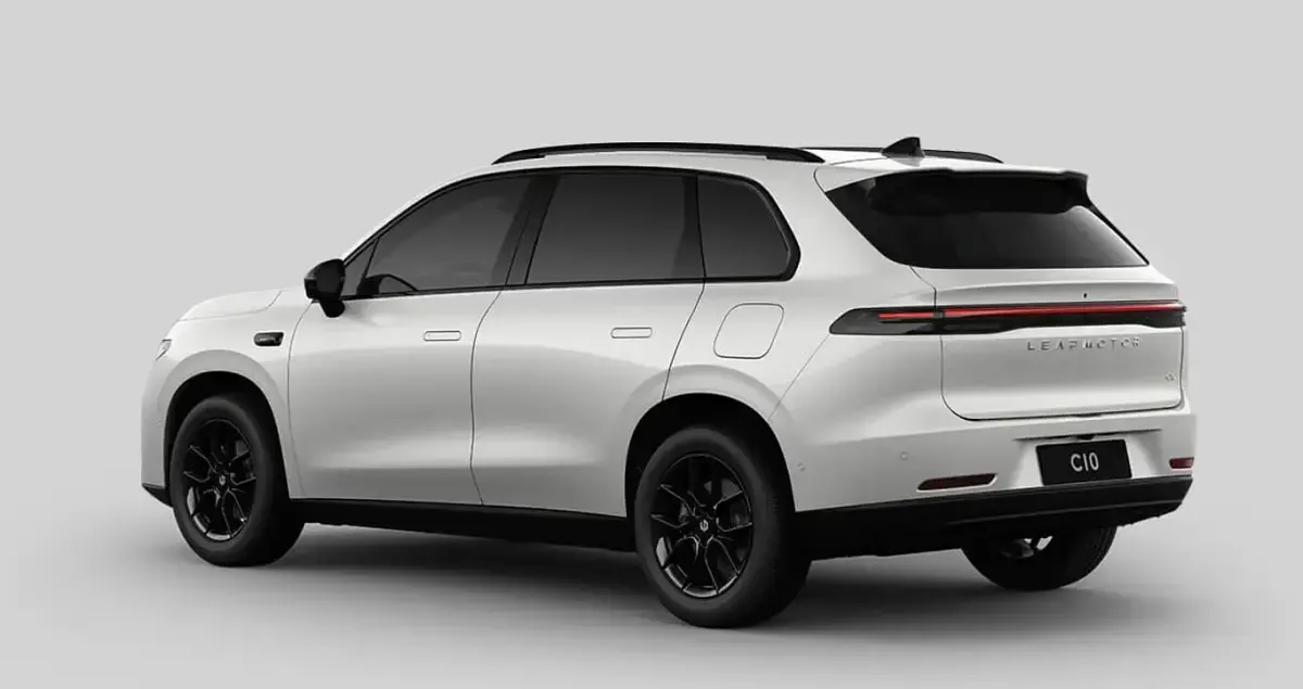 Uusi Leapmotor C10 219 kW (299 HP) 2026 Valkoinen Katumaasturi
