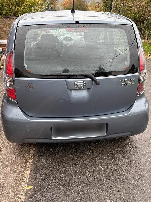 Gebraucht Daihatsu Sirion 91 PS (66 kW) 2009 Grau Kleinwagen
