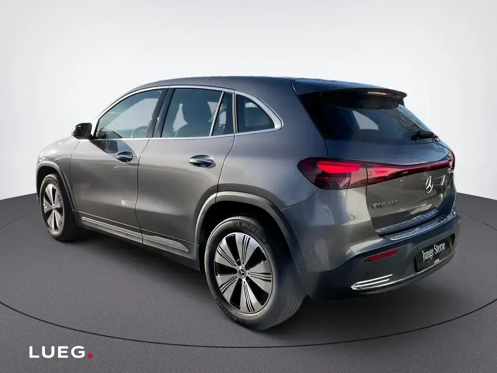 Gebraucht Mercedes EQA350 Progressive 214 kW (292 PS) 2024 Metalliclack mountaingrau SUV