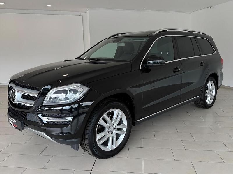 Schwarz Gebraucht 2015 Mercedes GL350 SUV | 34.990 € (Etwas zu teuer) - Bild 1/4