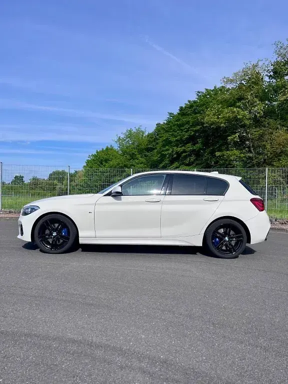 Gebraucht BMW 120 M Sport 190 PS (139 kW) 2018 Weiß Limousine