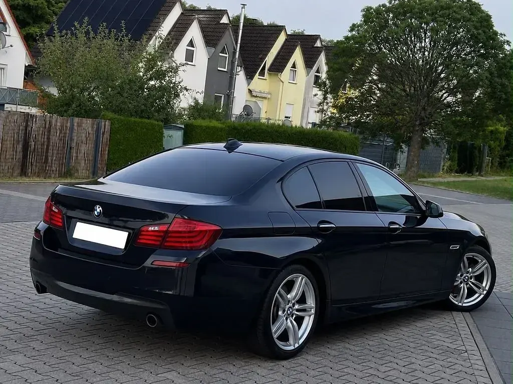 Gebraucht BMW 535 M Sport 313 PS (230 kW) 2014 Schwarz Limousine