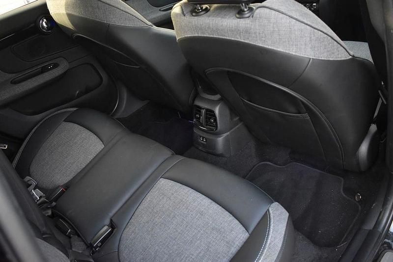 Gebraucht Mini Cooper D Countryman Classic 150 PS (110 kW) 2024 Midnight black ii SUV