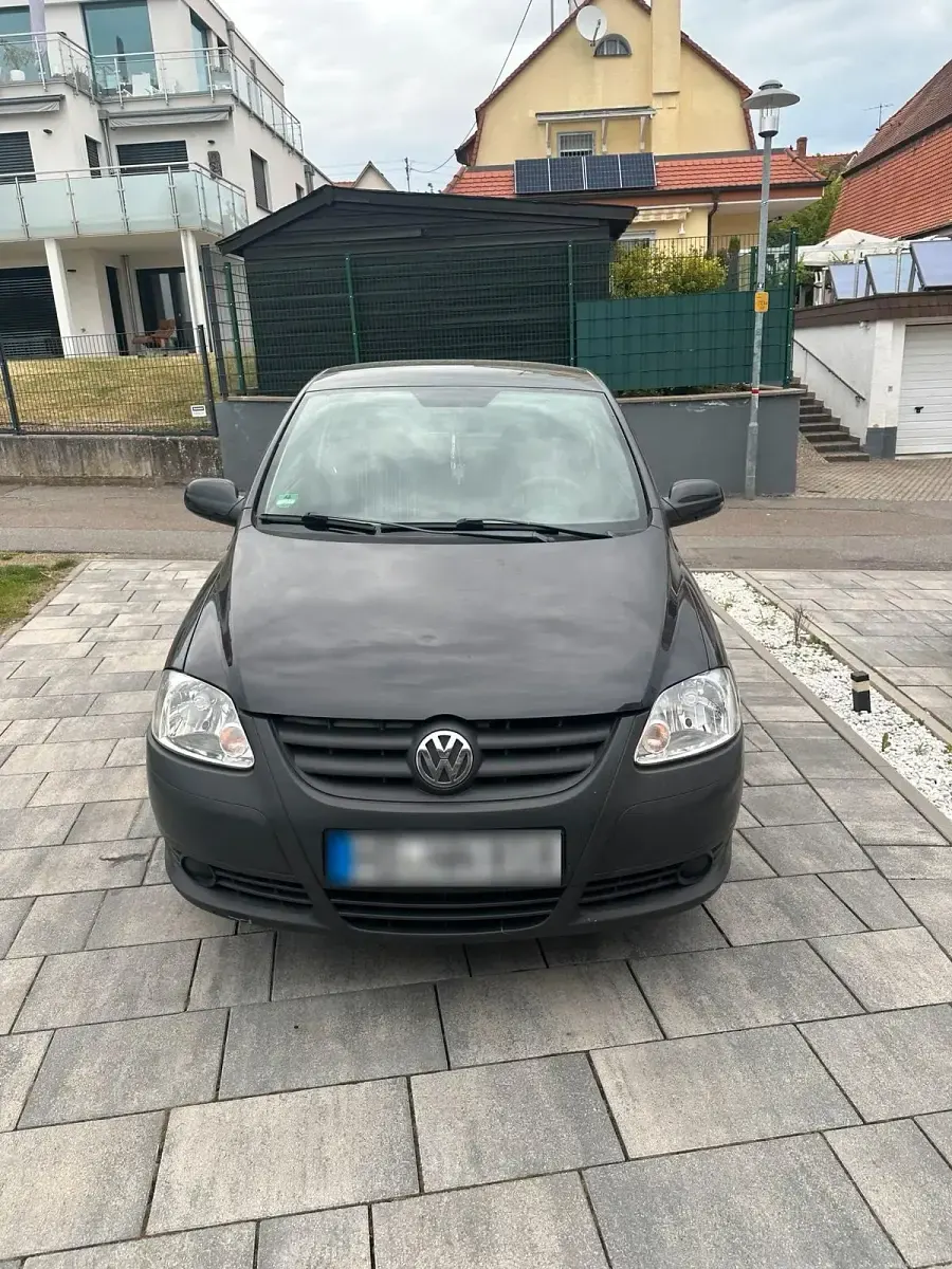 Używany VW Fox 55 KM (40 kW) 2005 Czarny Hatchback