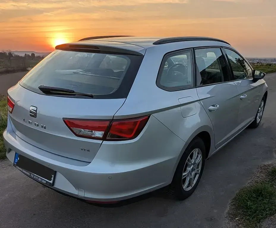 Second-hand Seat Leon ST Reference 110 CP (80 kW) 2016 Gri Break