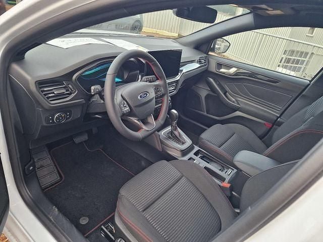 Neu Ford Focus ST-Line X 155 PS (114 kW) 2025 Weiß Limousine