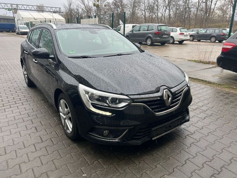 Brugt Renault Mégane IV 132 HK (97 kW) 2017 Sort Sedan