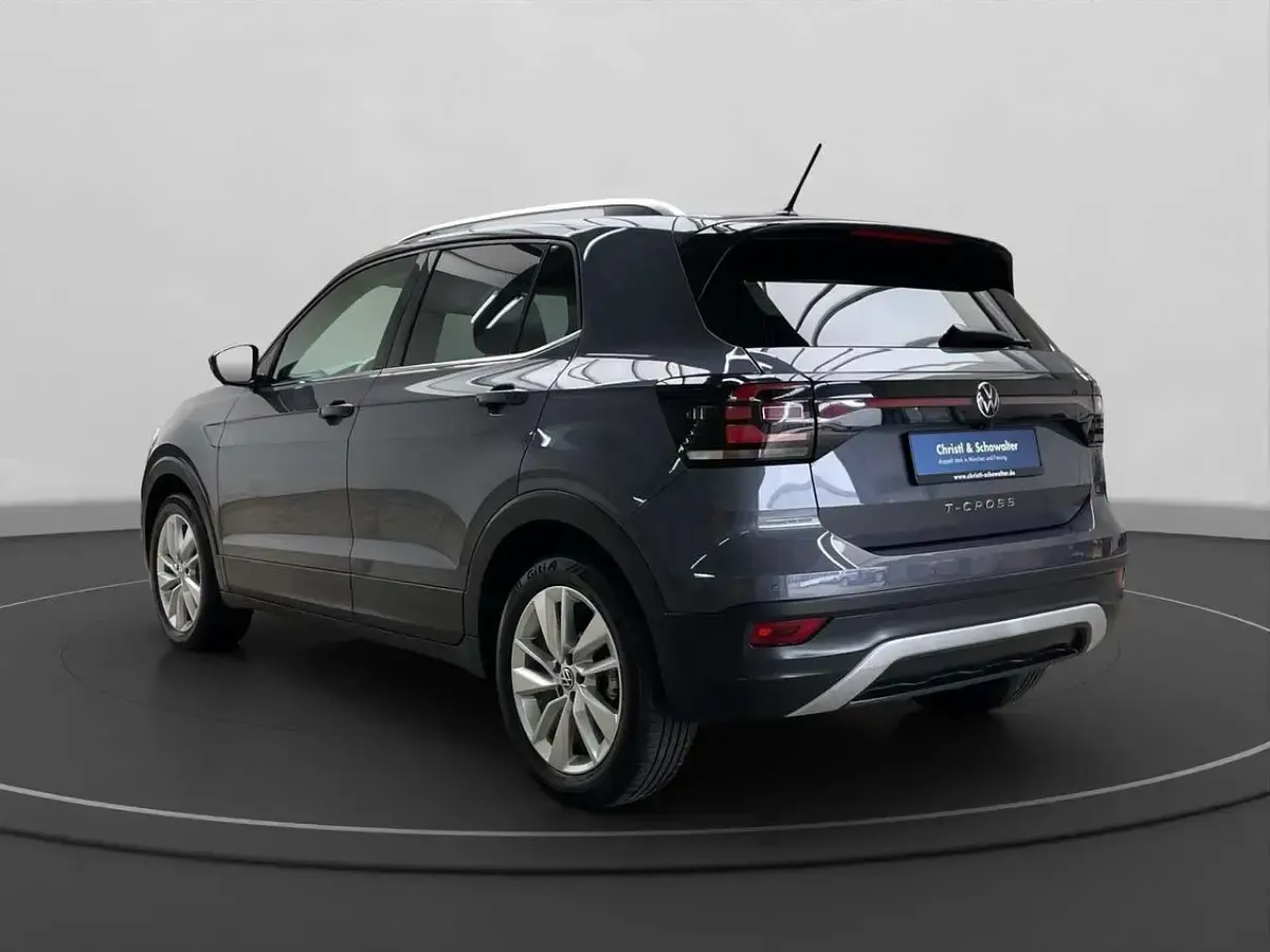 Gebraucht VW T-Cross Style 110 PS (80 kW) 2023 Rauchgrau metallic SUV